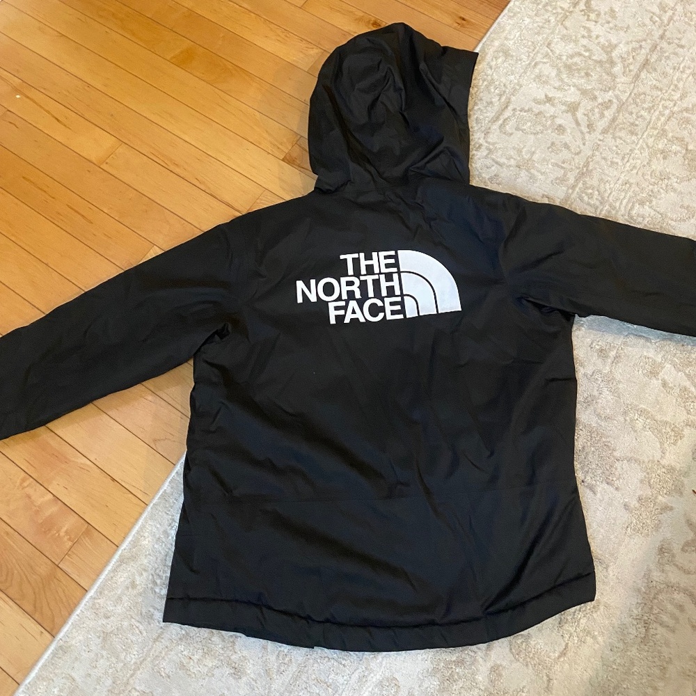 Boys North face coat medium 10-12